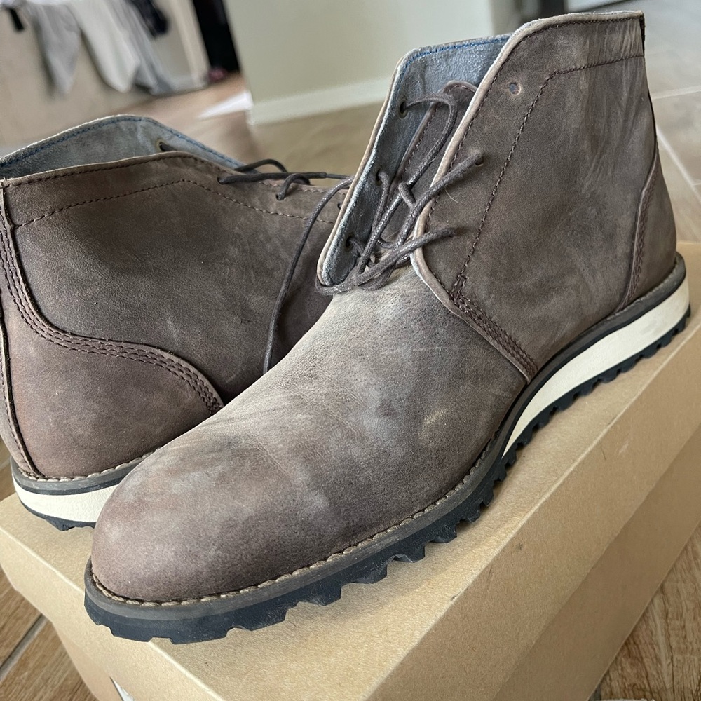 5.11 Tactical Men's Taupe Chukka Boots with Contrast Sole